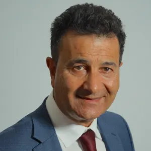 Amir Zee